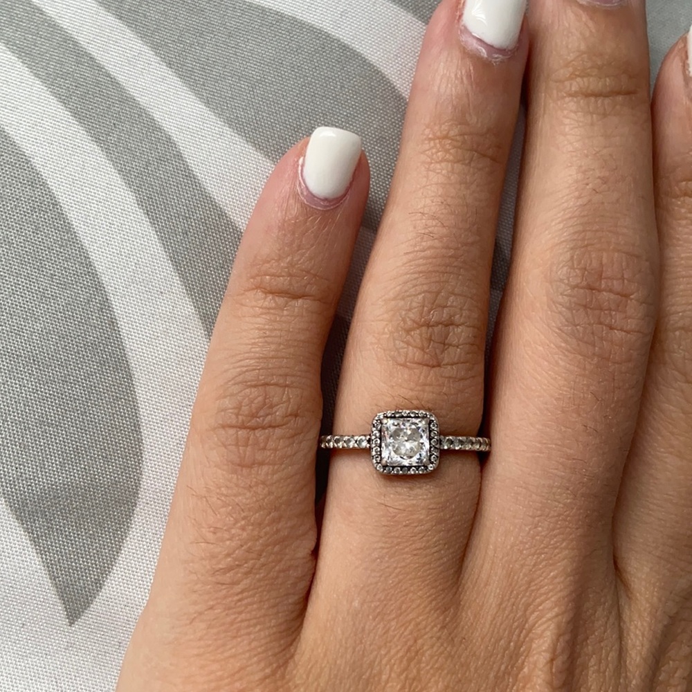 PANDORA RING